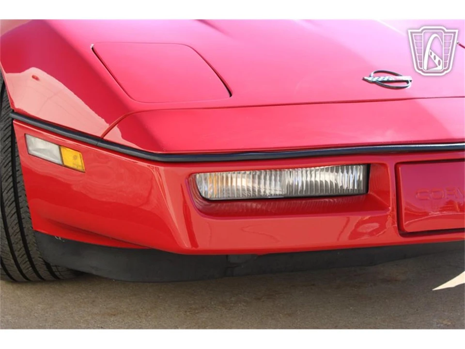 1989 Chevrolet Corvette C4 - Image 26 of 31
