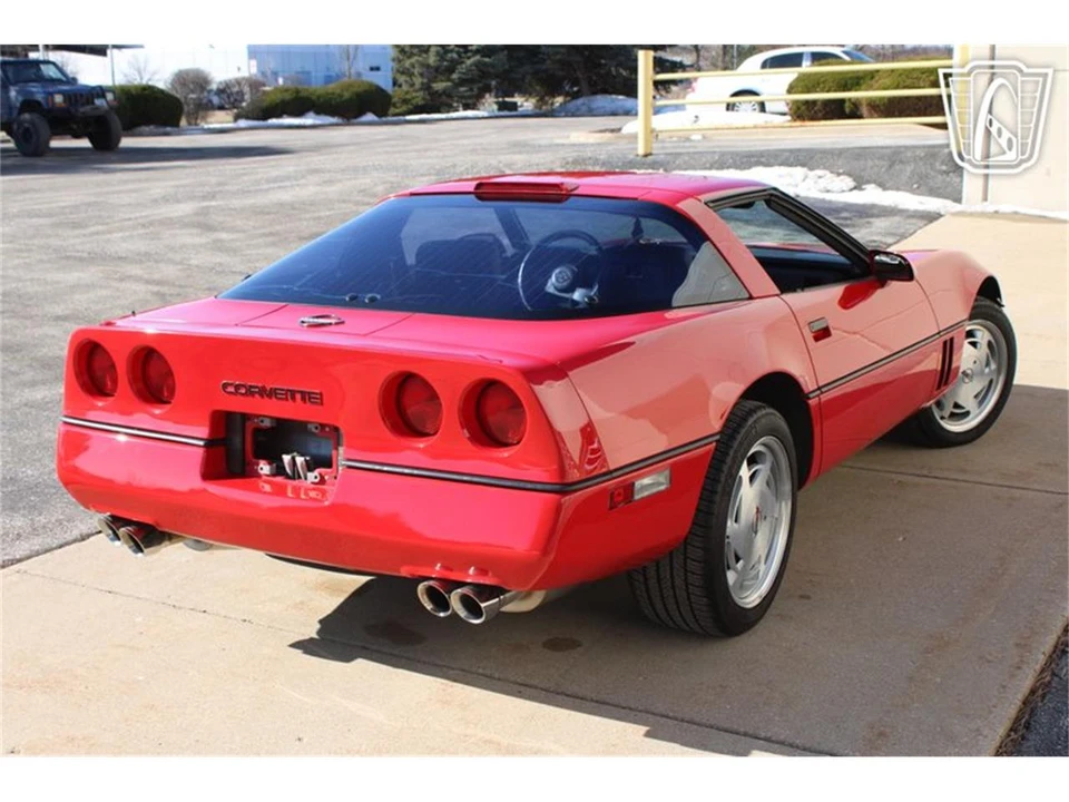 1989 Chevrolet Corvette C4 - Image 13 of 31