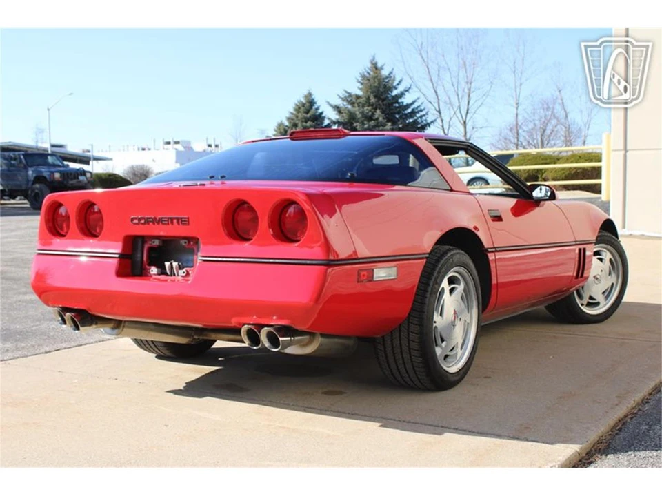 1989 Chevrolet Corvette C4 - Image 14 of 31
