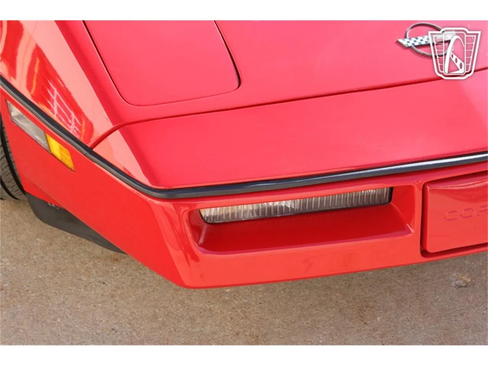 1989 Chevrolet Corvette C4 - Image 25 of 31