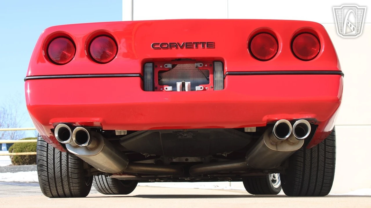 1989 Chevrolet Corvette C4 - Image 6 of 12