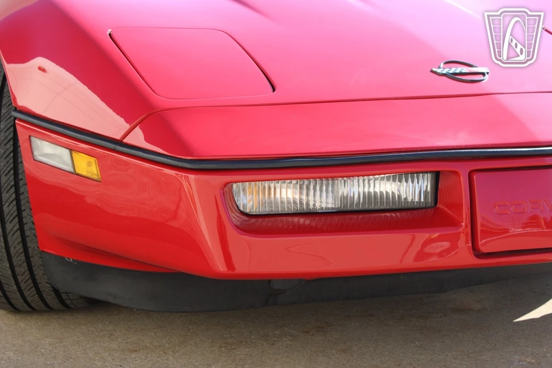 1989 Chevrolet Corvette C4 - Image 10 of 12