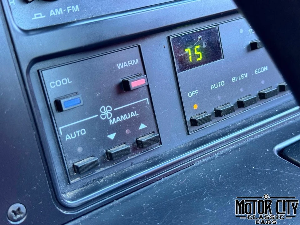 1989 Chevrolet Corvette - Image 26 of 31