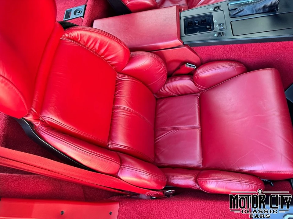 1989 Chevrolet Corvette - Image 19 of 31