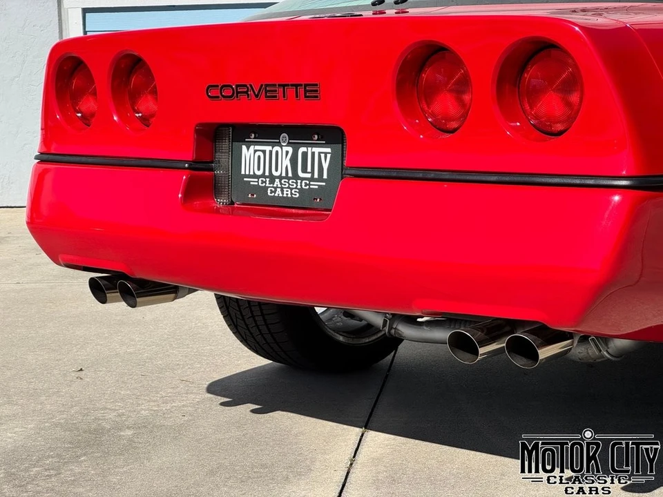 1989 Chevrolet Corvette - Image 8 of 31
