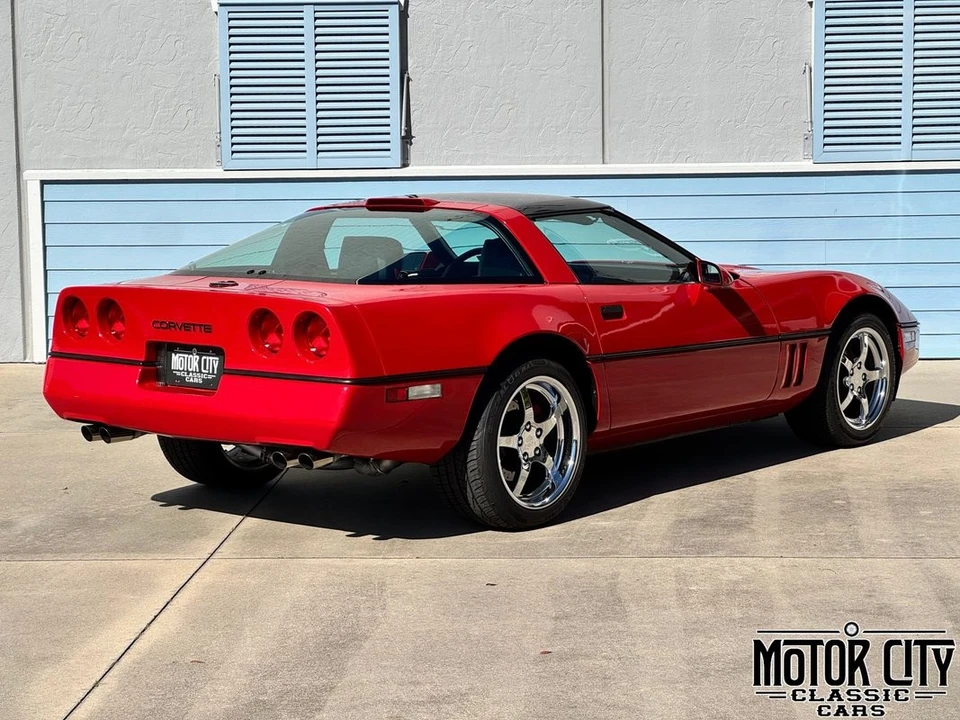 1989 Chevrolet Corvette - Image 5 of 31