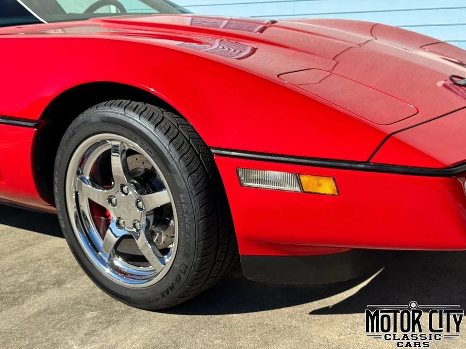 1989 Chevrolet Corvette - Image 14 of 31