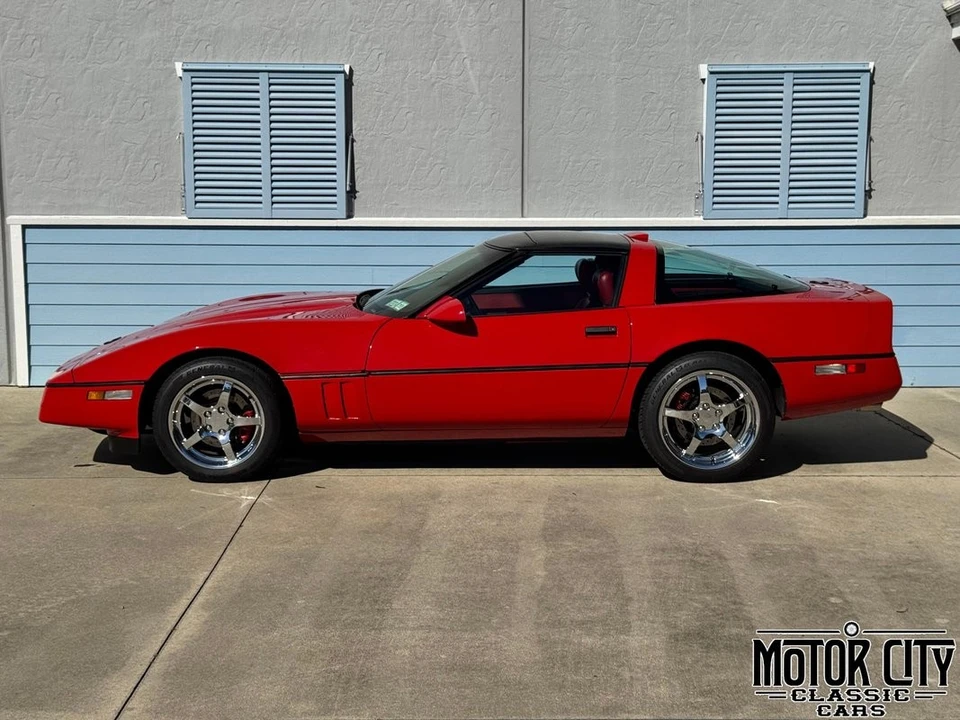 1989 Chevrolet Corvette - Image 2 of 31