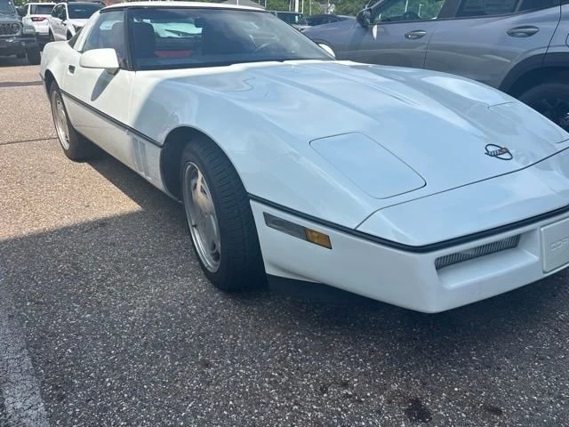 1989 Chevrolet Corvette - Image 2 of 8