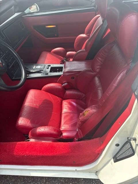 1989 Chevrolet Corvette - Image 6 of 8