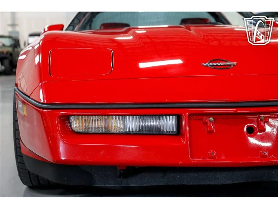 1989 Chevrolet Corvette C4 - Image 8 of 31