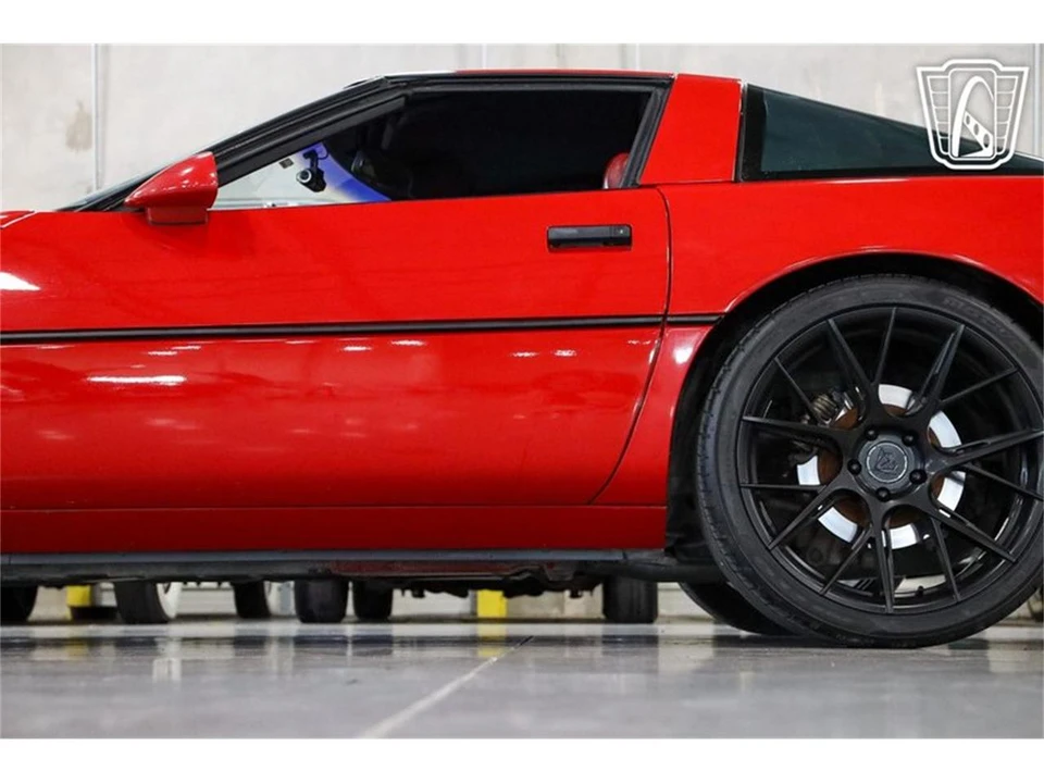 1989 Chevrolet Corvette C4 - Image 18 of 31