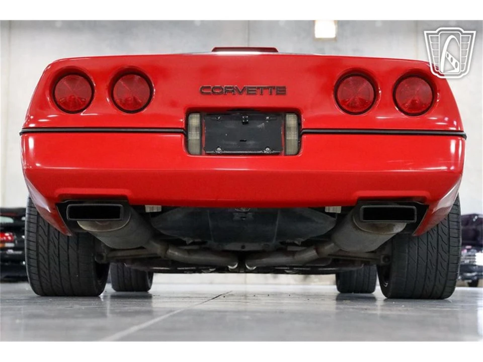 1989 Chevrolet Corvette C4 - Image 24 of 31