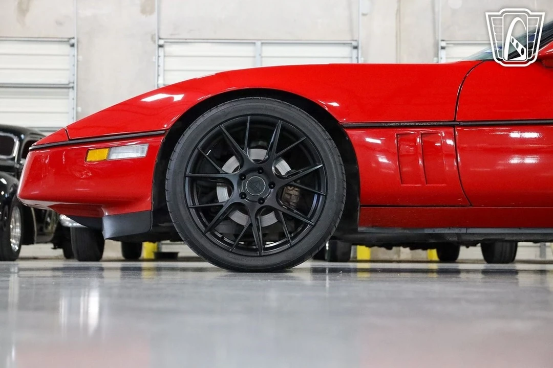 1989 Chevrolet Corvette C4 - Image 16 of 21
