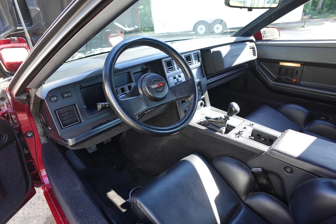 1989 Chevrolet Corvette C4 - Image 13 of 31