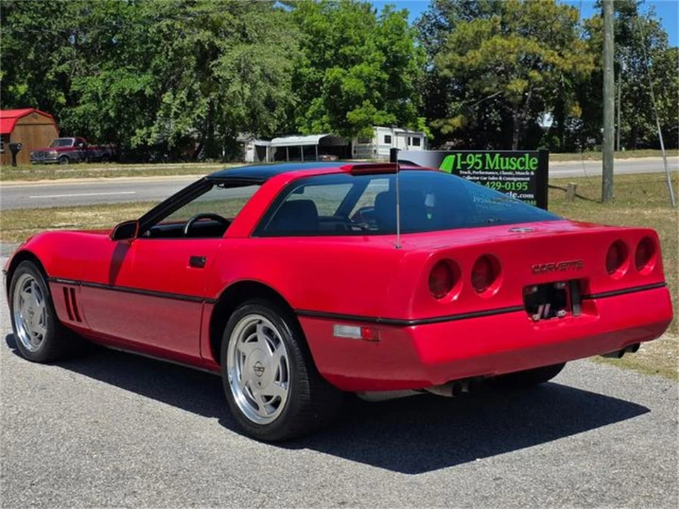 1989 Chevrolet Corvette C4 - Image 11 of 31