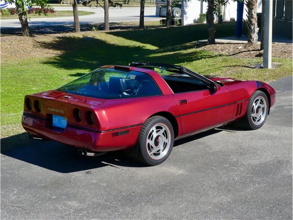 1989 Chevrolet Corvette C4 - Image 26 of 31