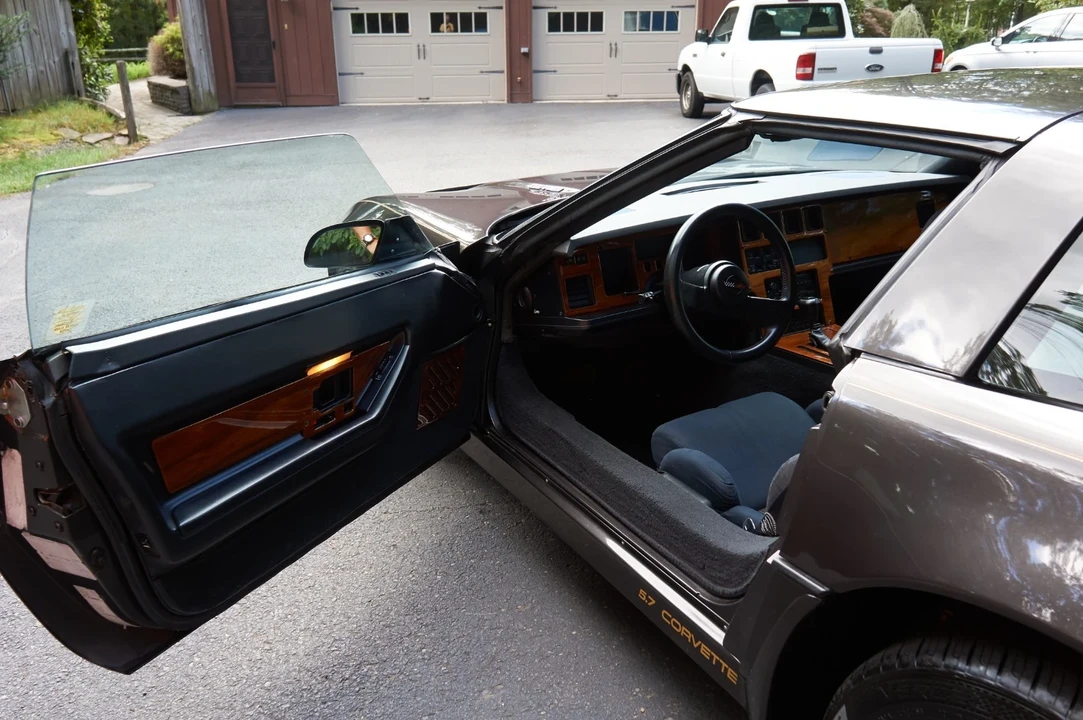 1989 Chevrolet Corvette C4 - Image 11 of 20