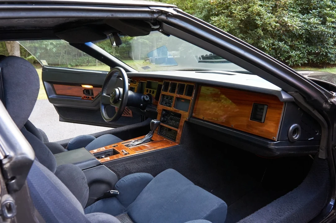 1989 Chevrolet Corvette C4 - Image 18 of 20
