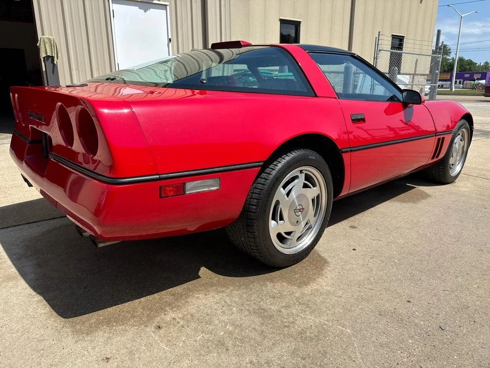 1989 Chevrolet Corvette C4 - Image 9 of 31