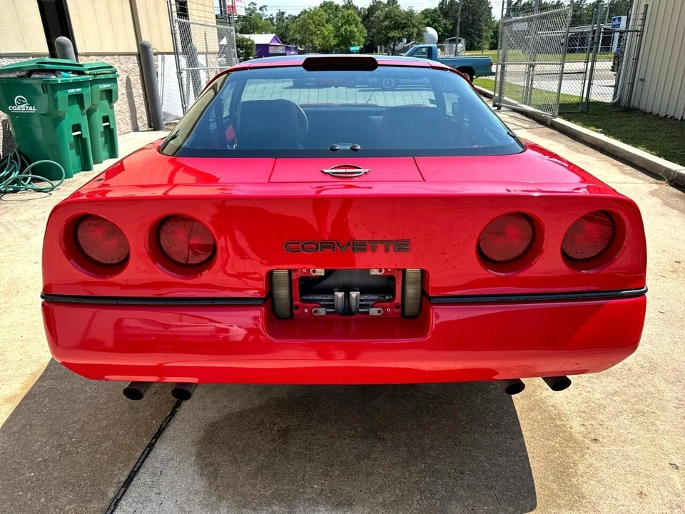 1989 Chevrolet Corvette C4 - Image 12 of 31