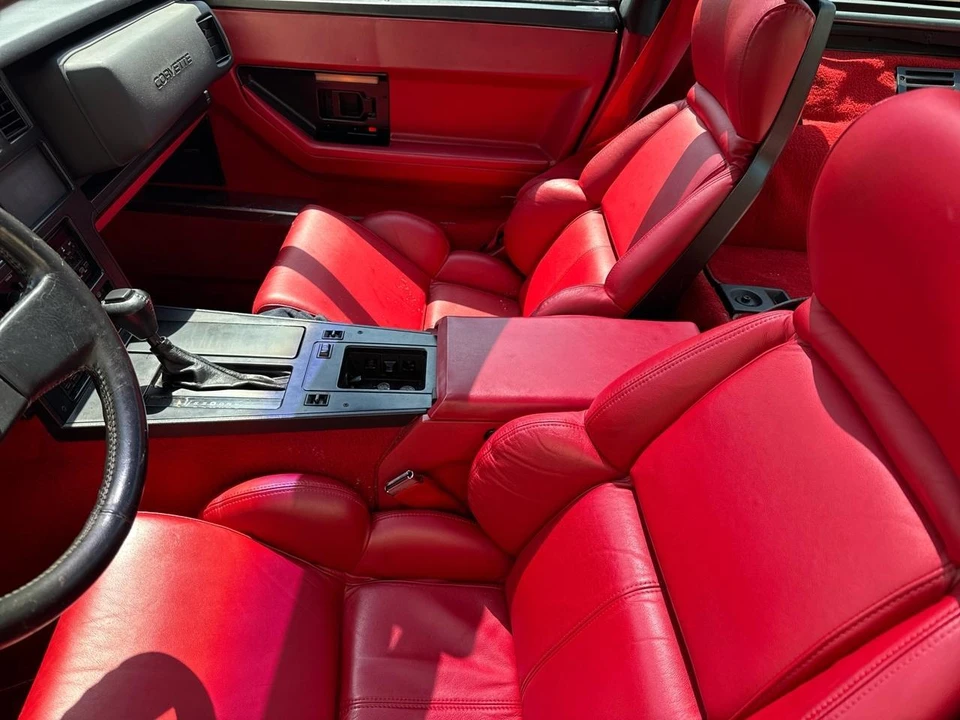 1989 Chevrolet Corvette C4 - Image 22 of 31