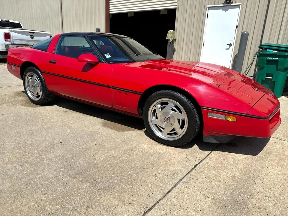 1989 Chevrolet Corvette C4 - Image 7 of 31