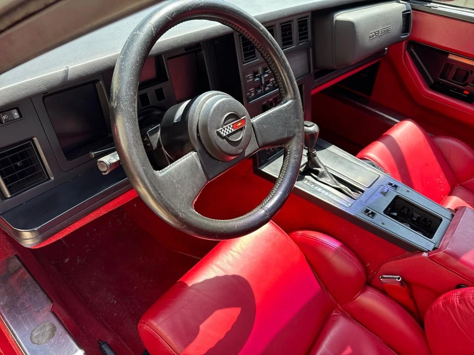 1989 Chevrolet Corvette C4 - Image 23 of 31