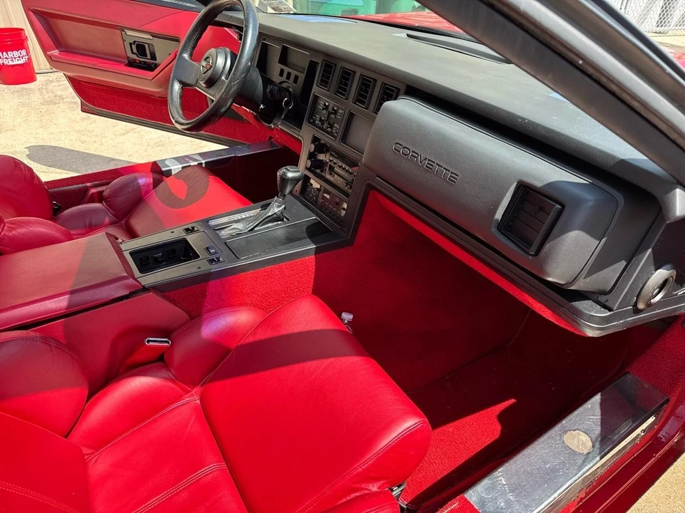 1989 Chevrolet Corvette C4 - Image 29 of 31