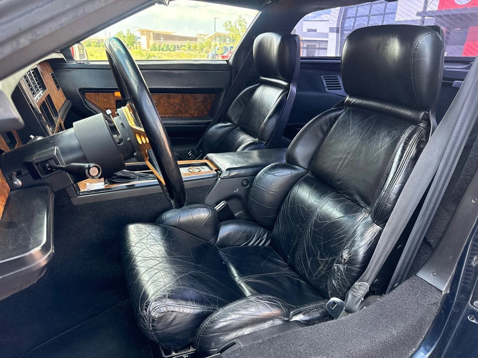 1989 Chevrolet Corvette C4 - Image 26 of 31