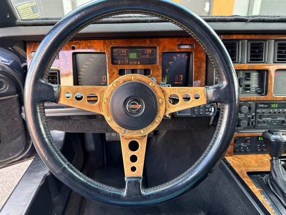 1989 Chevrolet Corvette C4 - Image 28 of 31