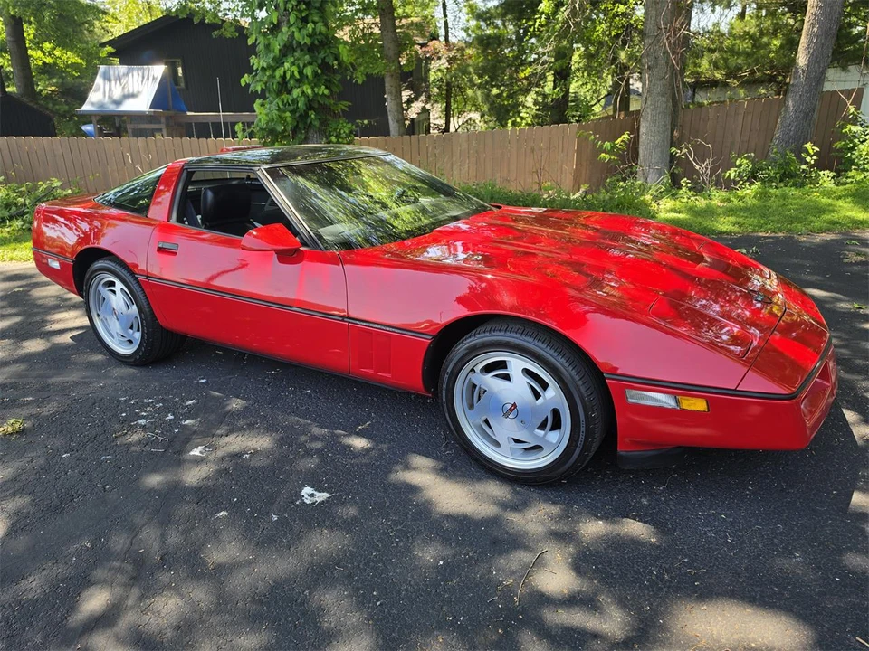 1989 Chevrolet Corvette C4 - Image 15 of 31