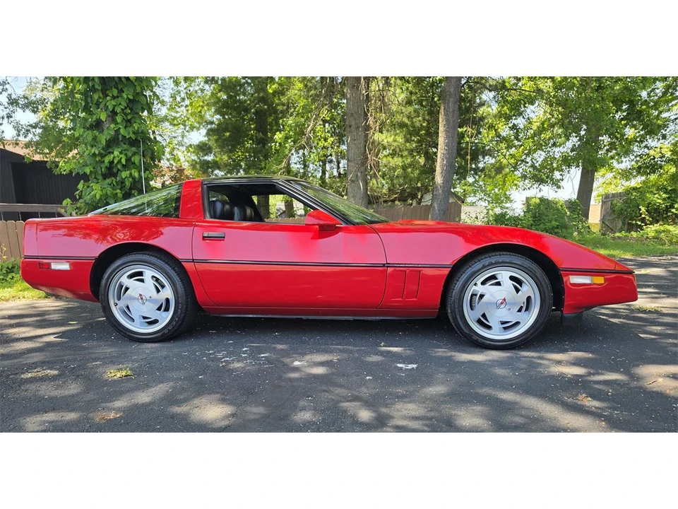 1989 Chevrolet Corvette C4 - Image 20 of 31