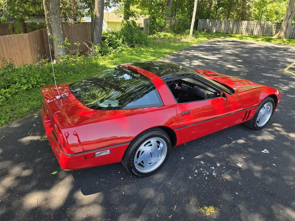 1989 Chevrolet Corvette C4 - Image 23 of 31