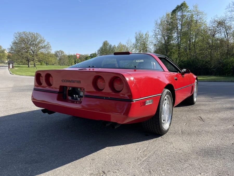 1989 Chevrolet Corvette C4 - Image 3 of 17