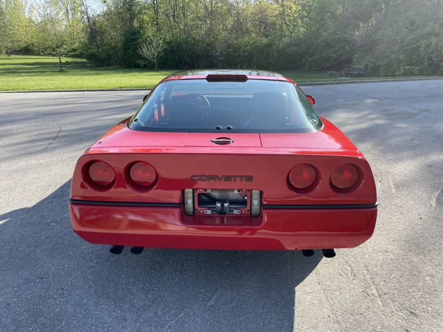 1989 Chevrolet Corvette C4 - Image 10 of 17