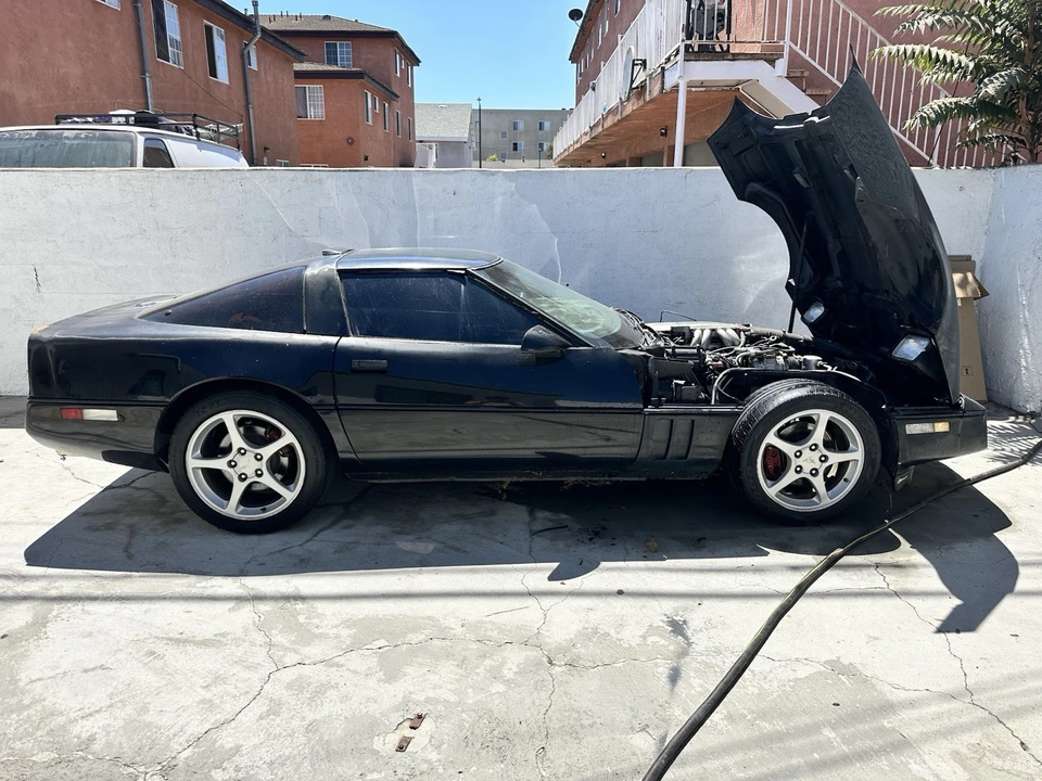 1989 Chevrolet Corvette C4 - Image 2 of 8