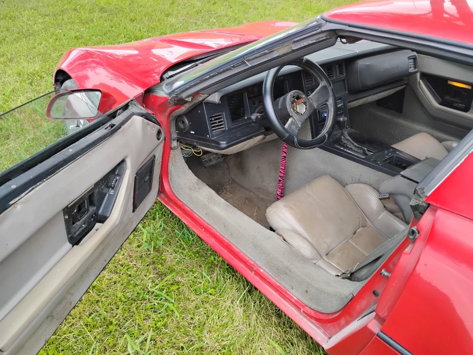 1989 Chevrolet Corvette C4 - Image 15 of 16