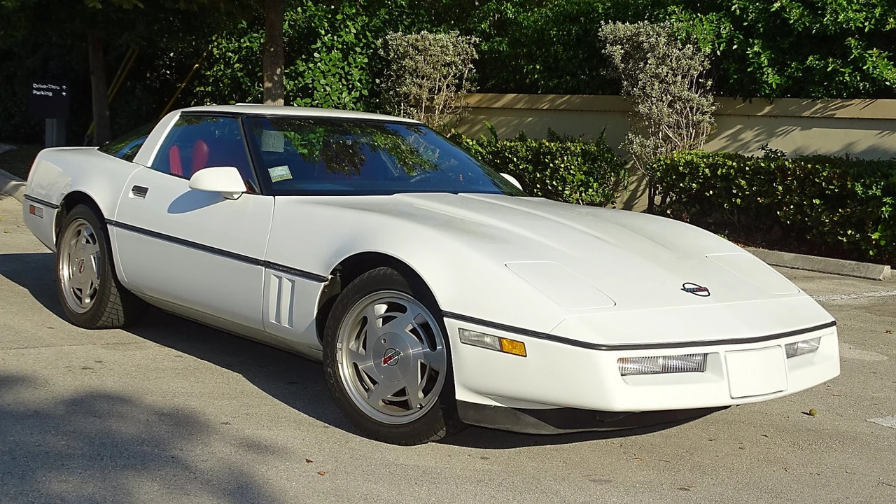 1989 Chevrolet Corvette C4 - Image 6 of 23