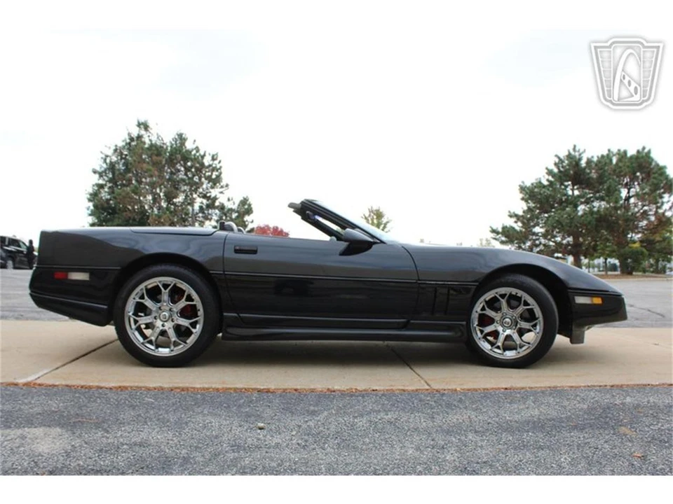 1989 Chevrolet Corvette C4 - Image 17 of 31