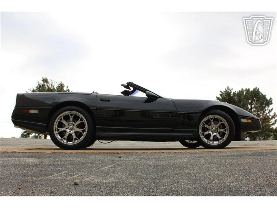 1989 Chevrolet Corvette C4 - Image 18 of 31