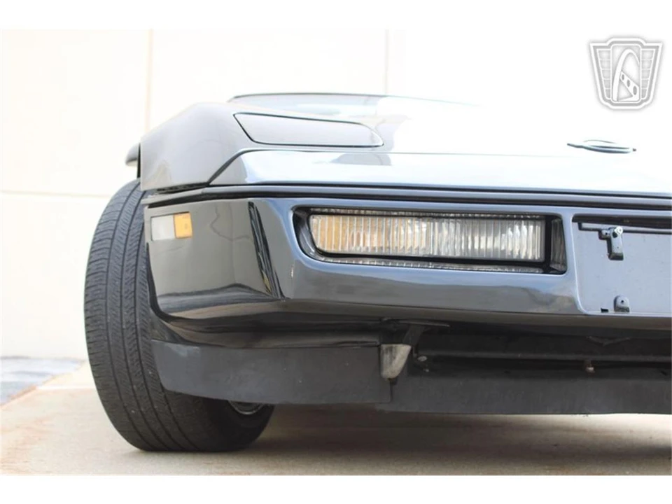 1989 Chevrolet Corvette C4 - Image 30 of 31