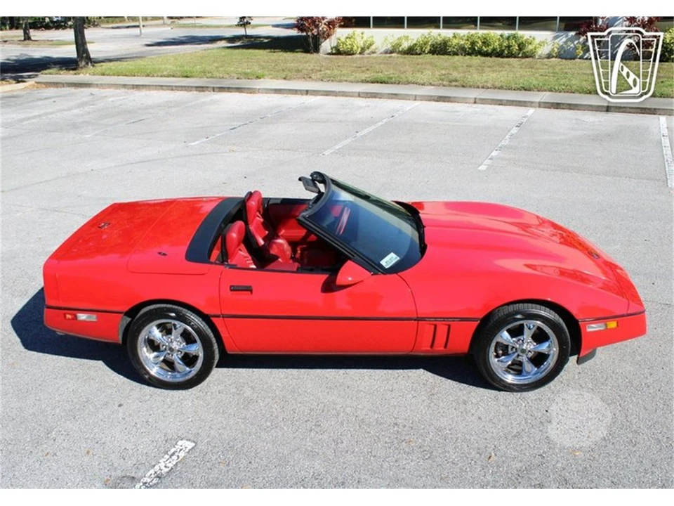 1989 Chevrolet Corvette C4 - Image 28 of 31