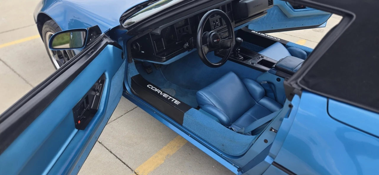 1989 Chevrolet Corvette C4 - Image 10 of 28