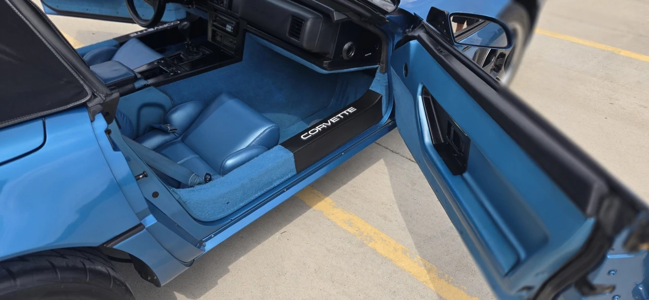 1989 Chevrolet Corvette C4 - Image 13 of 28