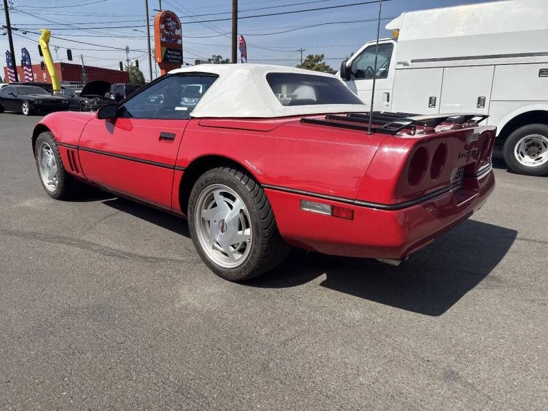 1989 Chevrolet Corvette C4 - Image 15 of 31