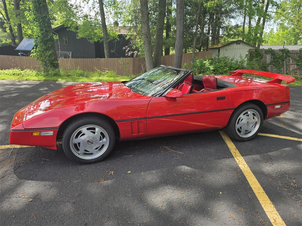 1989 Chevrolet Corvette C4 - Image 6 of 31