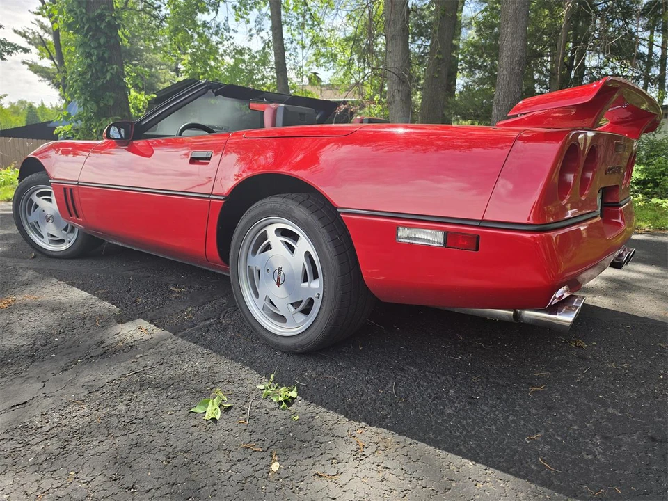 1989 Chevrolet Corvette C4 - Image 13 of 31