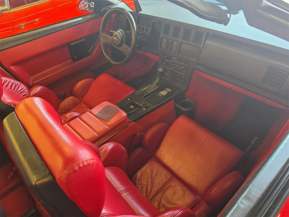 1989 Chevrolet Corvette C4 - Image 22 of 31