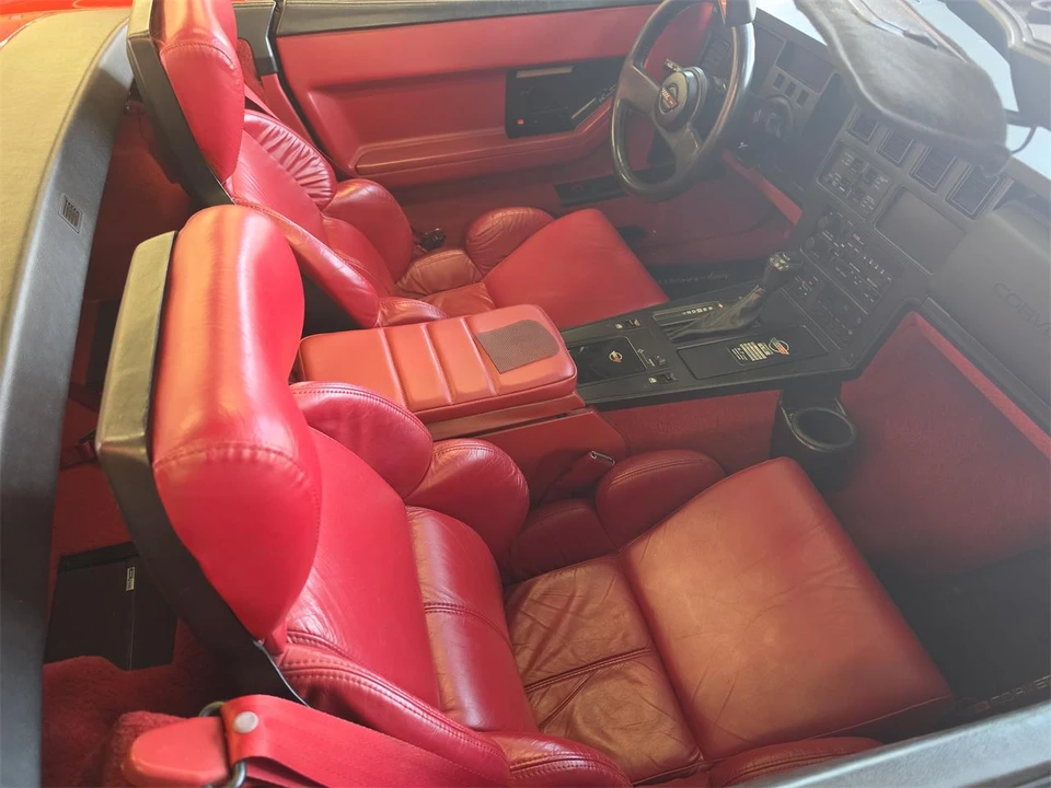 1989 Chevrolet Corvette C4 - Image 23 of 31